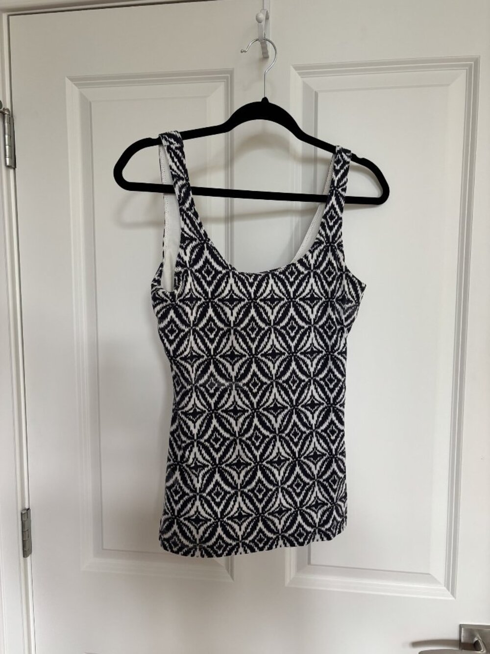 Banana Republic Black & White Geometric Print Lined Tank, Size S